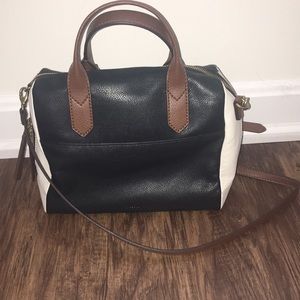 Leather Fossil Crossbody Bag. Excellent condition.